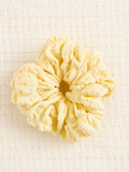 Bloa butter Scrunchie