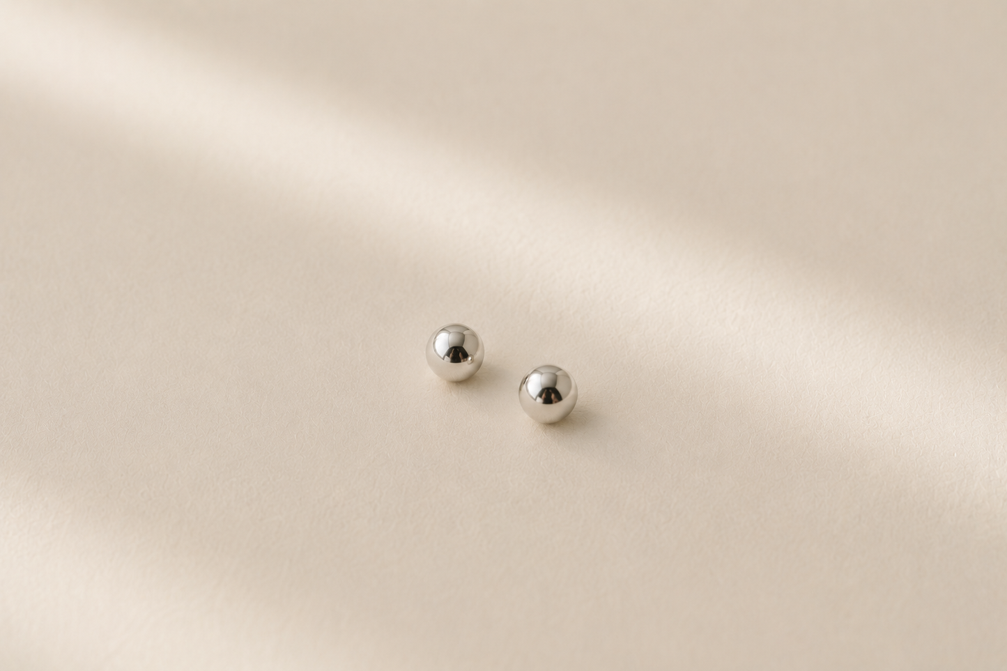 Ball 4mm(silver color)