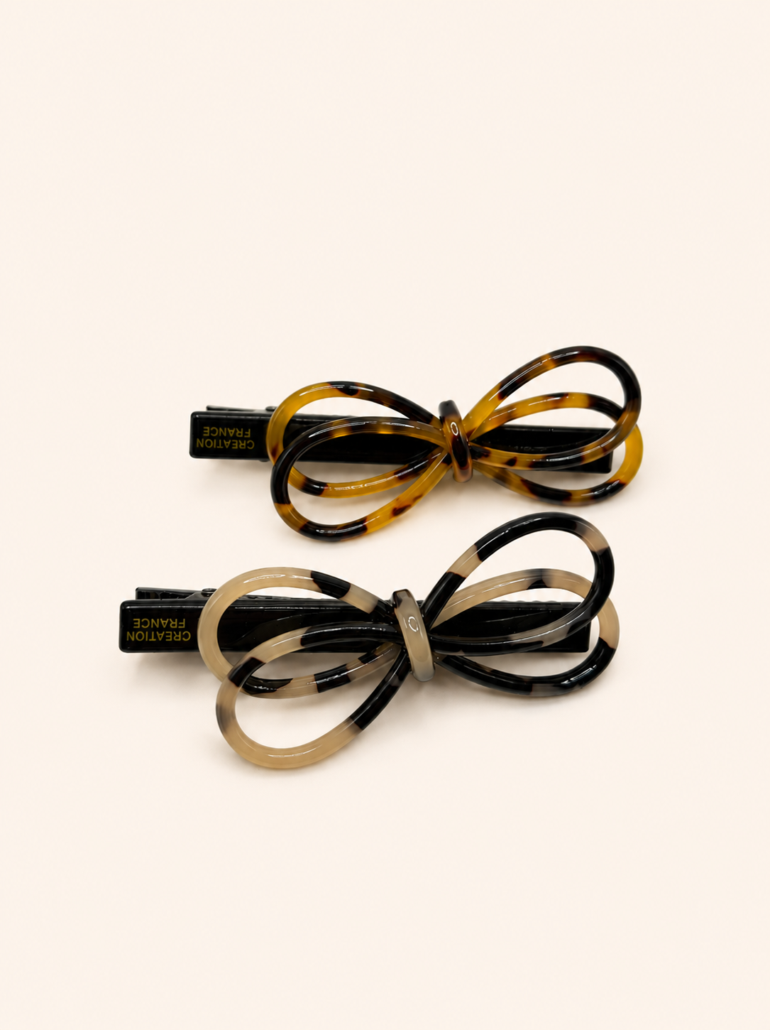 Layered Outline Bow Alligator Clip