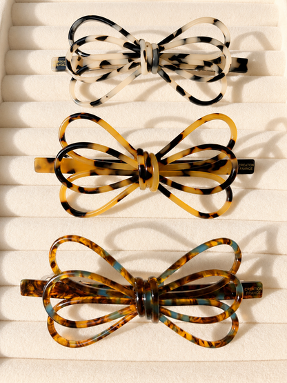 Layered Outline Bow Barrette