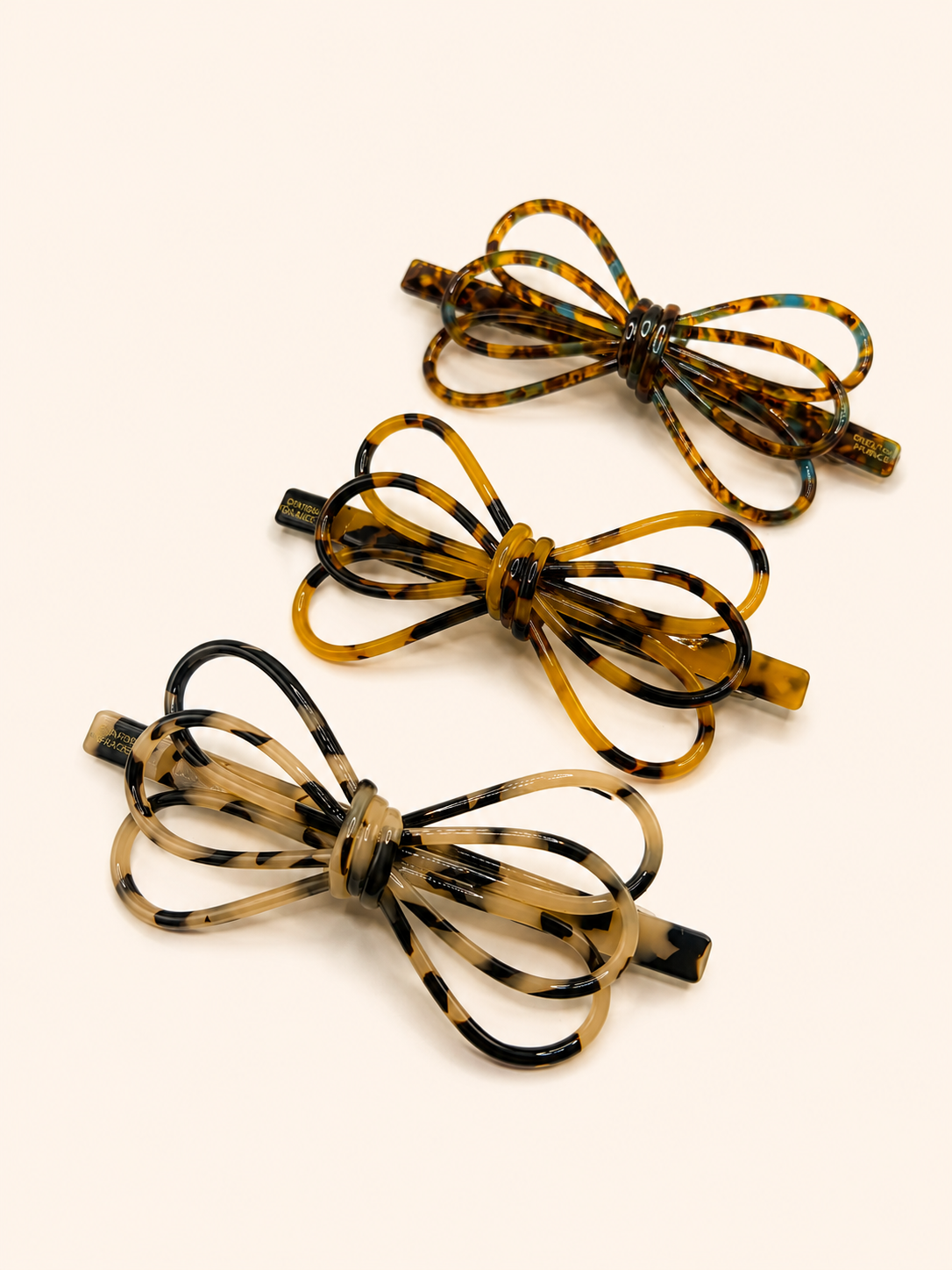 Layered Outline Bow Barrette