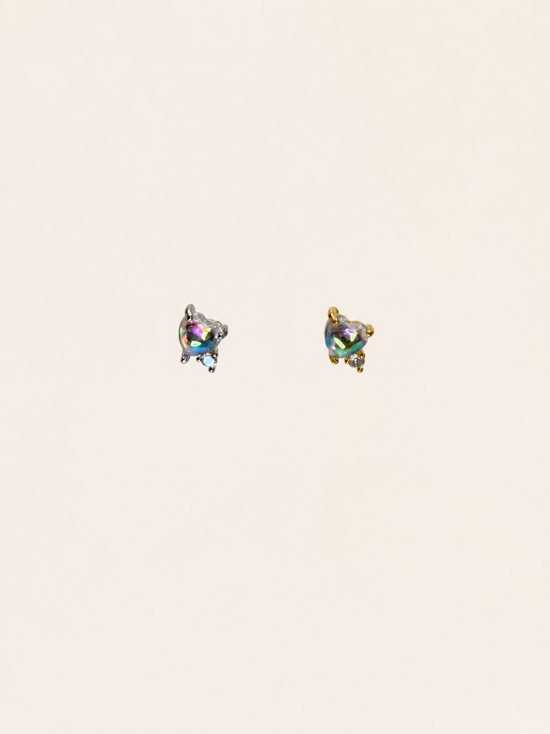 Heart CZ Dot