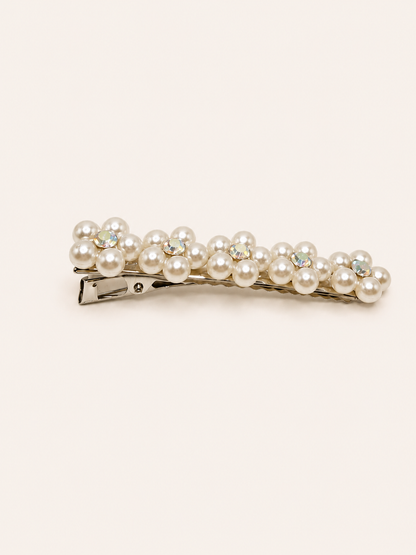 Pearl Floral Alligator Clip